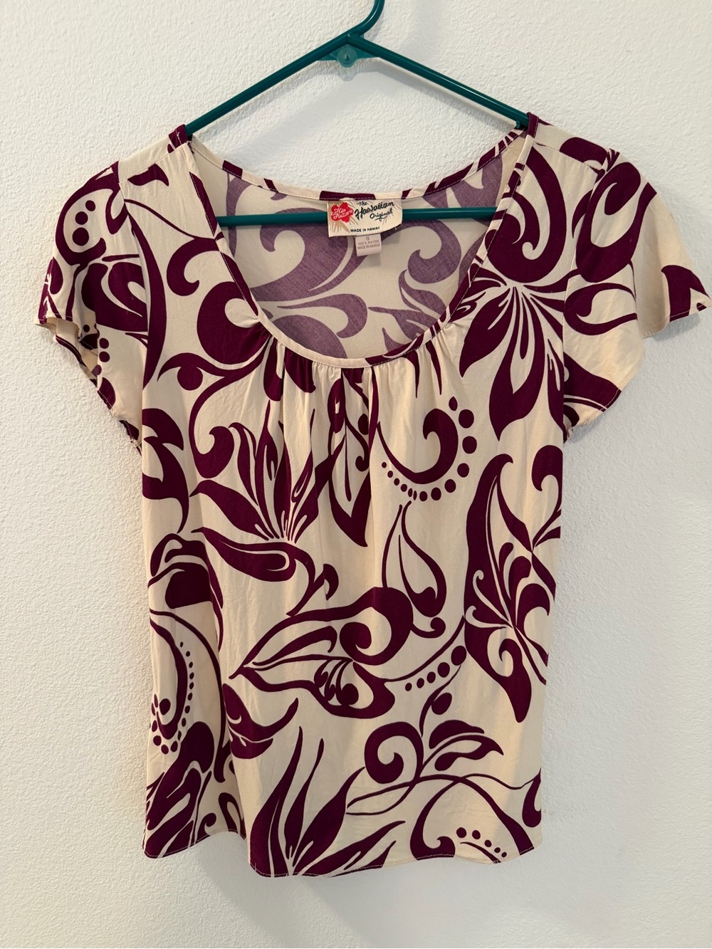 Hilo Hattie Cream Scoop Neck Tee with Plum Floral Print